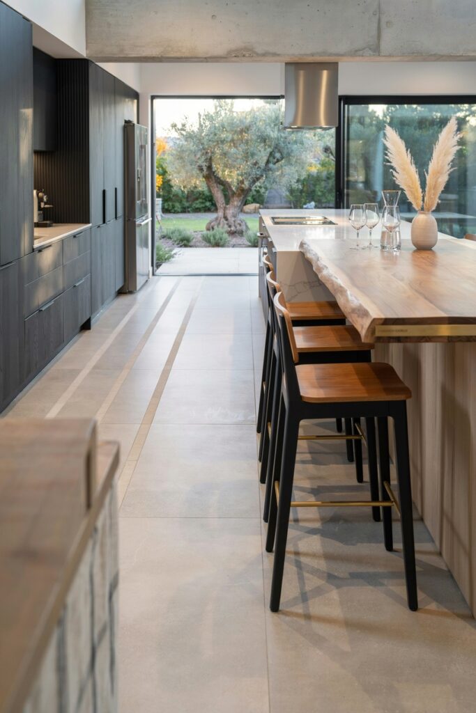 Two-Level Breakfast Bar Design